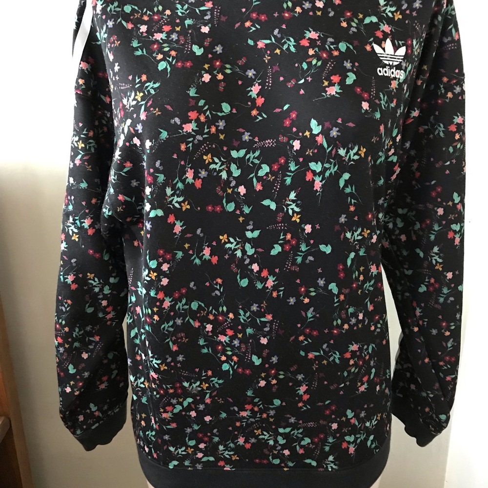 Adidas Womens sweatshirt Crewneck Sweatshirt